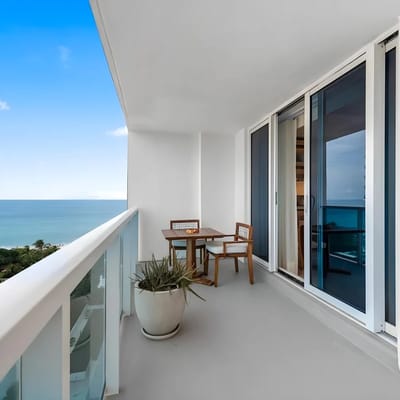 1 Homes 1007  Luxury Resort Suite City/Ocean view Balcony Oceanfront 1 Homes