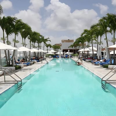 1 Homes 1006 Luxury 1 Resort Suite with Ocean/Pool Balcony view