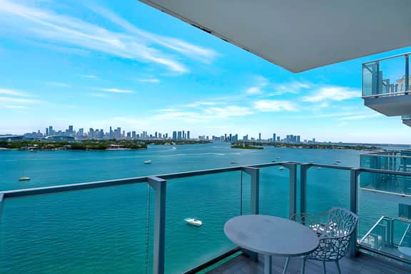 1100 West 1110 Bay View, Sunset Pool, 24H Gym Spa Free WiFi II
