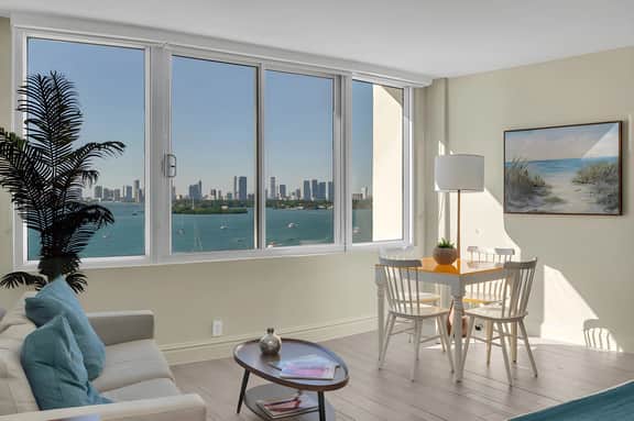 1100 West 906 King Studio Bay View South Beach