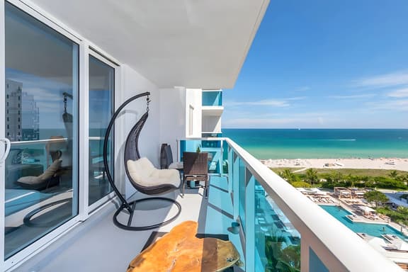 1 Homes 1108 Luxury 1 Resort Suite with Ocean/Pool Balcony 5*
