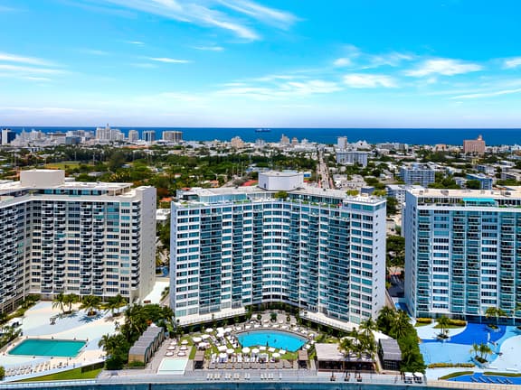 1100 West 1110 Bay View, Sunset Pool, 24H Gym Spa Free WiFi II